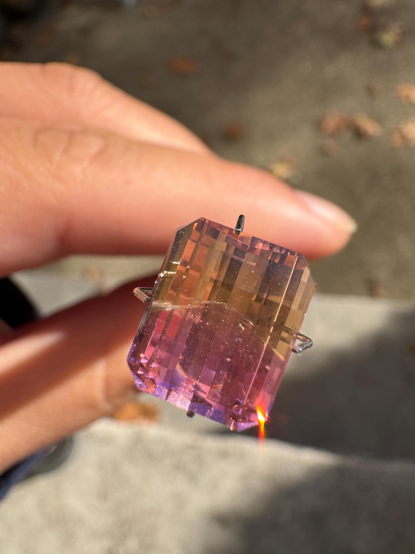 Bicolor Nanosital Pixel Cut, 6.6ct