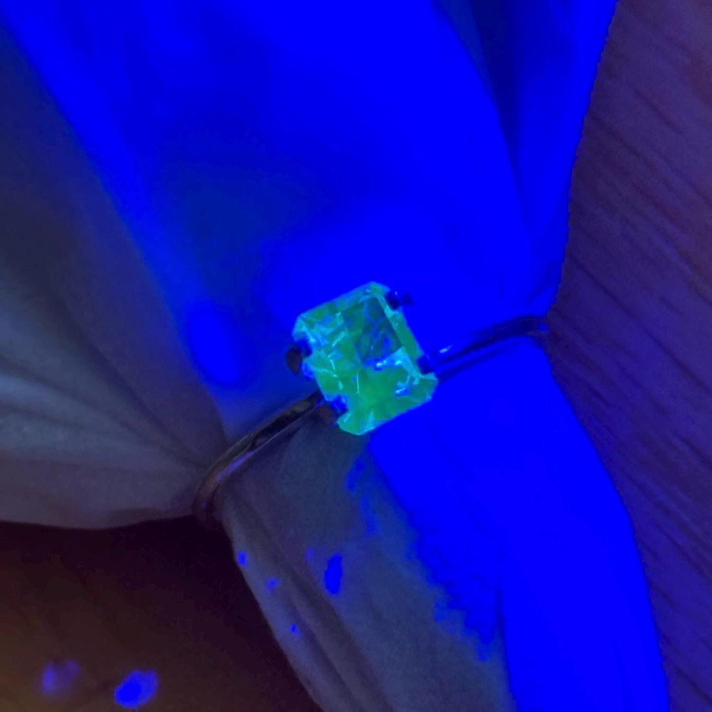 Uranium Spinel Mixed Cut, 1.5ct
